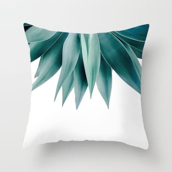 Other - RESTOCK🌸3/$25🌸 Green Plant Print Cushion Cover